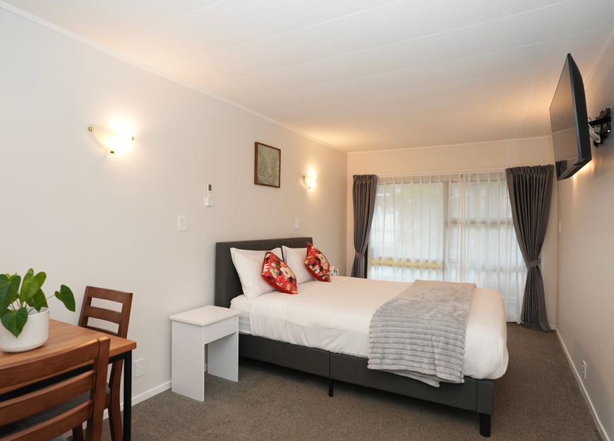 D%20deluxe%20bed%202